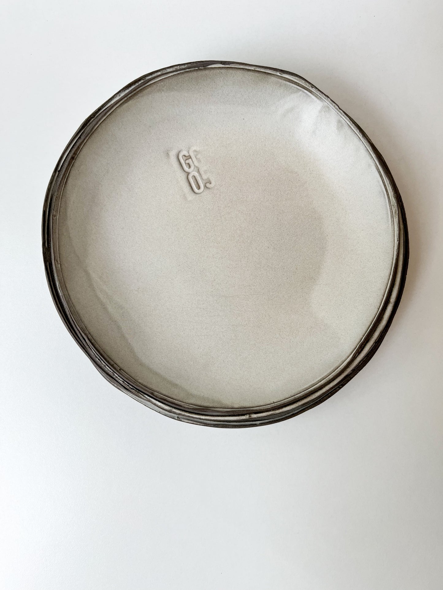 SET OF 2 'FREE' FORM FIRST DISH PLATE